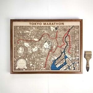 Kaart marathonloper Tokio - 3D-lasergesneden houtkunst