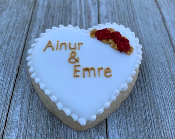 Wedding cookies / valentines cookie / party favor / heart cookies / Valentines party / wedding cookies / Valentines gift (12 Cookies)
