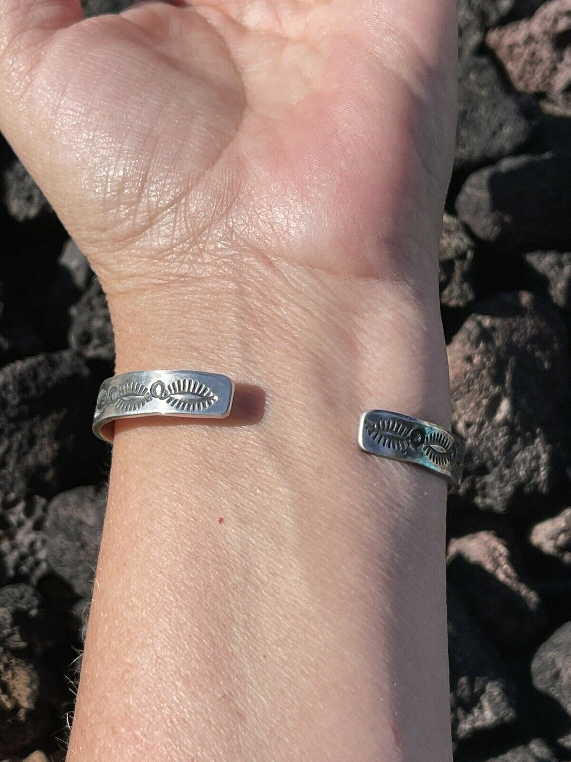 Navajo Weißer Büffel und Sterling Silber Handgestempeltes | Etsy