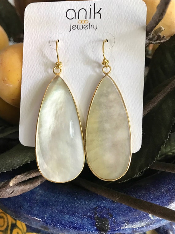 Mother of Pearl Earrings, Tear Drop Shape, Gold Fill Hook Wire, Dangle Earrings, Drop Earrings. 2" total length