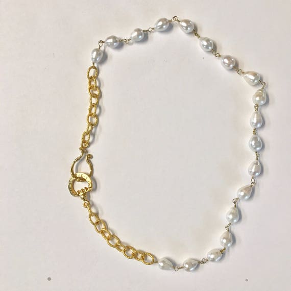 Pearl Necklace, Baroque Pearl and Gold Texture Link Necklace, 22K  Gold Plated Hook Clasp, 23.5" Long