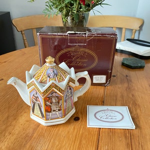 Vintage Sadler Teapot King Henry VIII and His Six Wives -the Minster Historical Series - from 1980s in Original Box