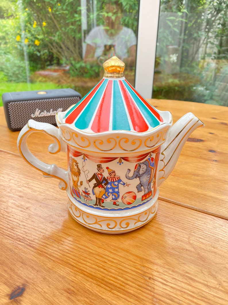 Vintage Sadler Edwardian Entertainments Circus Teapot from 1980s with Correct Colour Lid image 5