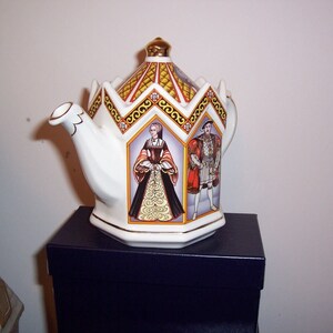 Vintage Sadler Teapot King Henry VIII and His Six Wives the Minster Historical Series from 1980s image 6