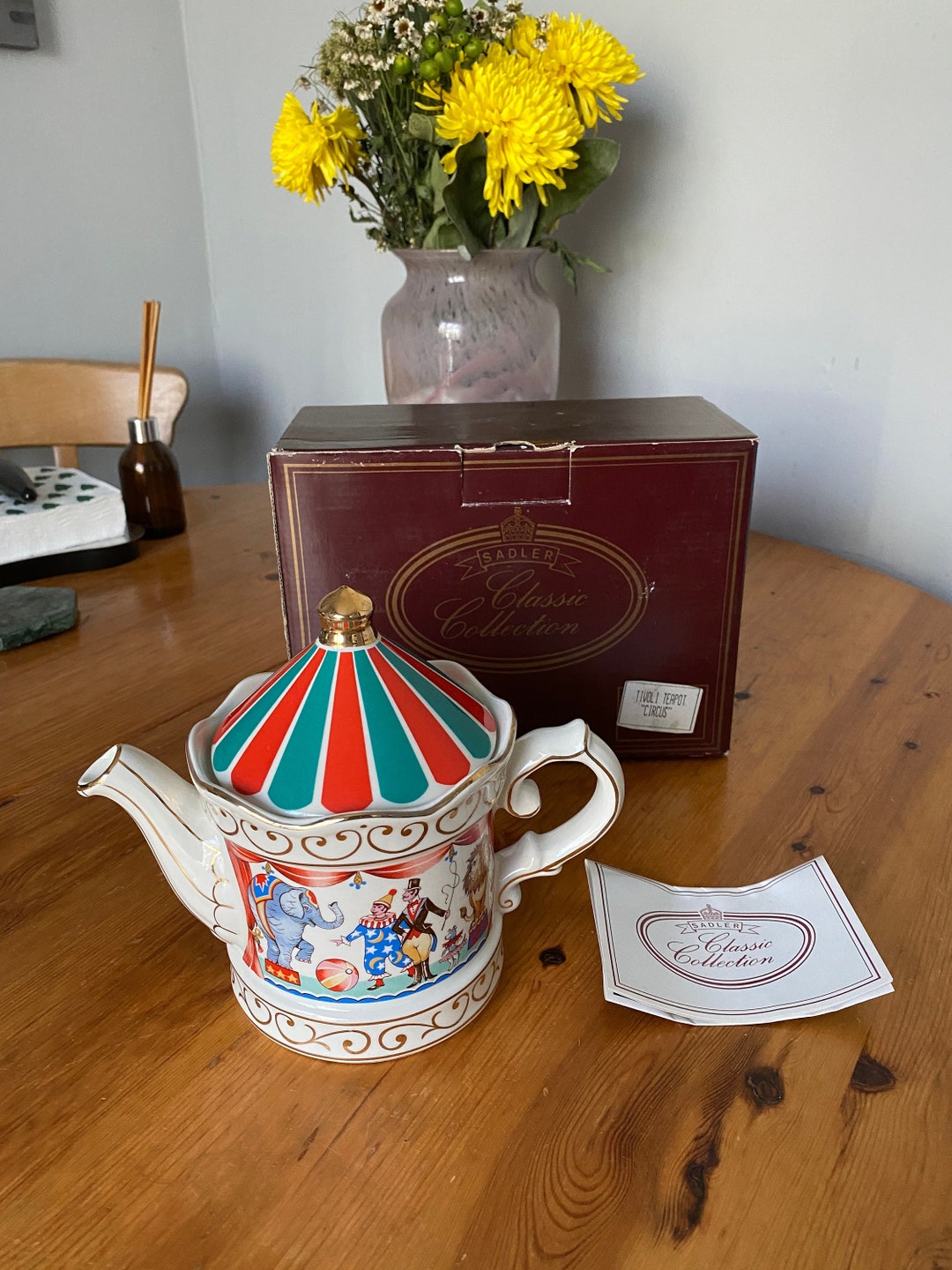 Vintage Sadler Edwardian Entertainments Circus Teapot From 1980s With Correct Colour Lid in