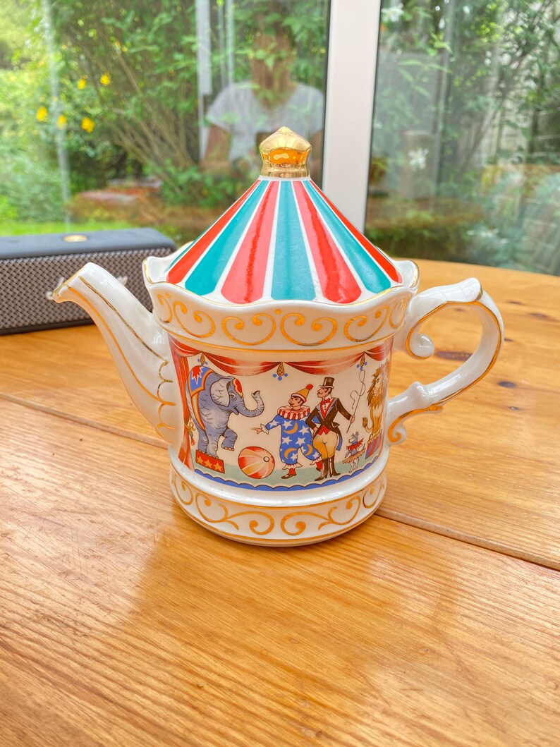 Vintage Sadler Edwardian Entertainments Circus Teapot from 1980s with Correct Colour Lid image 1