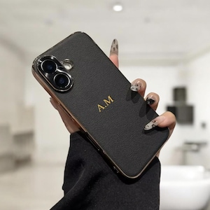 パーソナライズされたゴールドイニシャルレザー電気メッキケース iPhone 16 15 14 13 12 11 Pro Max カスタムモノグラム刻印保護ギフト 彼女用