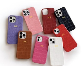 Étui pour iPhone personnalisé en cuir de crocodile végétalien avec initiales 17 16 15 14 13 12 11 Pro Max Plus cadeau monogramme personnalisé pour elle lui