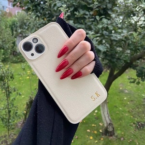 Gepersonaliseerde gouden initialen lederen aangepaste monogram reliëf telefoon geval iPhone 15 iPhone 14 13 12 11 Pro Max Plus iPhone XR bruidsmeisjes cadeau