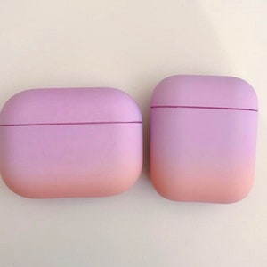 Custom Name Ombré Friends AirPod 4 Case | Personalized Name Initials Coloured Gradient AirPod Pro 2 Case | Apple AirPod 3 Holder Gift Purple Pink