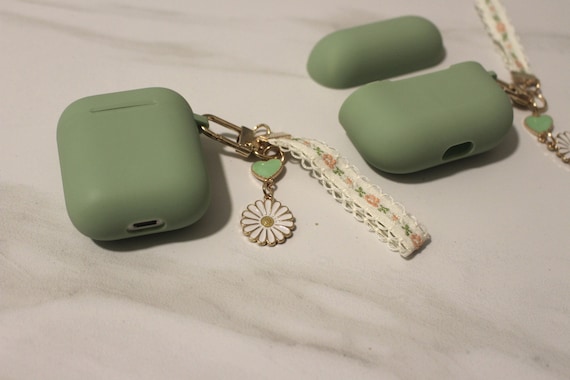 Roses GG Airpods Case + Lanyard – MikesTreasuresCrafts