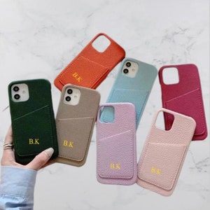 Cartera con tarjetero de cuero granulado con monograma personalizado con inicial en relieve dorado para iPhone 16, 15, 14, 13, 12, 11 Pro Max, damas de honor