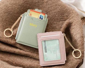 Tarjetero de cuero con monograma personalizado, tarjetero de corazón personalizado, monedero pequeño, tarjetero de cuero, bolsillo con cremallera, regalo de dama de honor, regalo para ella