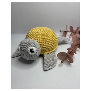 Large turtle music box crocheted according to your choice of color and melody image 1