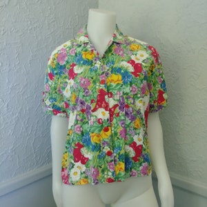 Vintage Floral Shirt by HER - short sleeve, button up shirt with collar, oxford shirt, overshirt 90&#39;s retro style