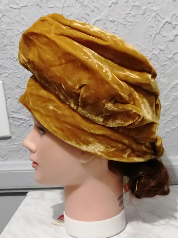 Vintage Velvet Woman's Hat - Golden Yellow Velvet… - image 3