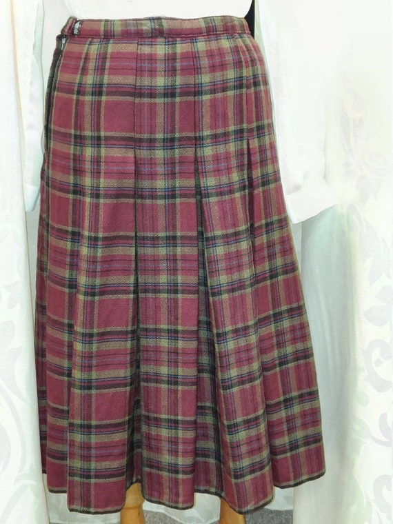 Vintage Plaid Pleated Wool Kilt Skirt By Highland Que Gem
