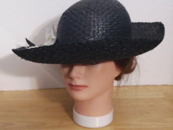 M'sieu  Leon Women's Hat, Vintage Hat, 1940's, Fl… - image 3