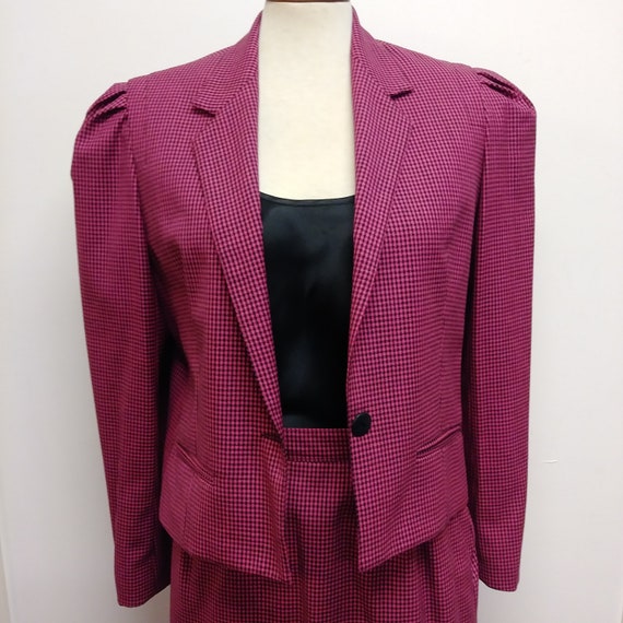 1990's Ladies Checkered pink & black Suit made in… - image 3