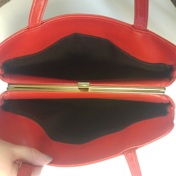 Vintage 50's Red Handbag by Designer Julius Resni… - image 5