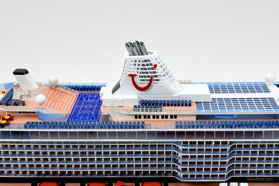 Mein Schiff 3 Cruise Ship Handmade Wooden Passenger Ship Model 44
