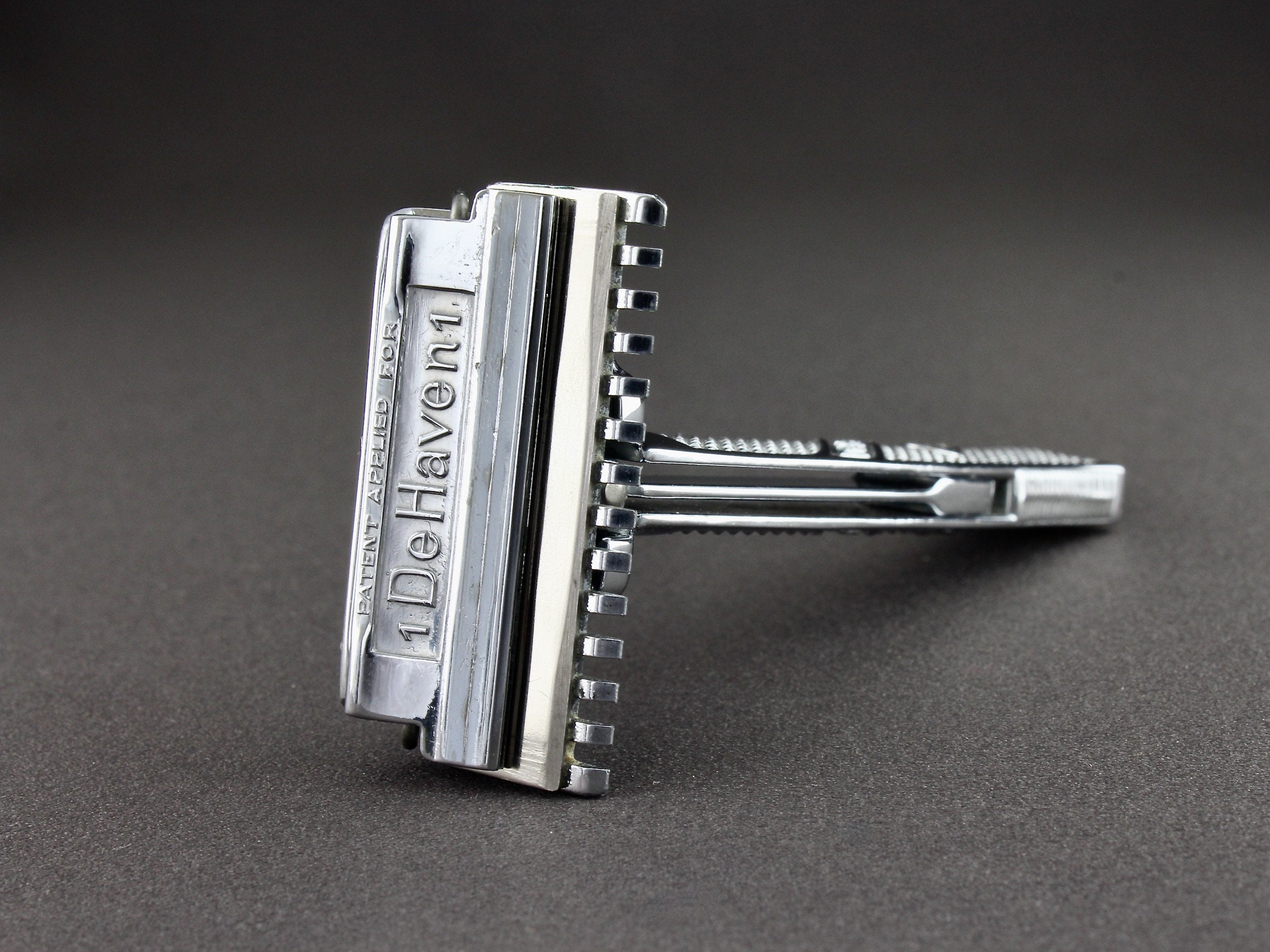 Shake Razors Vintage 1930s De Haven Model 3 Shake to Sharpen SE Safety Razor ...