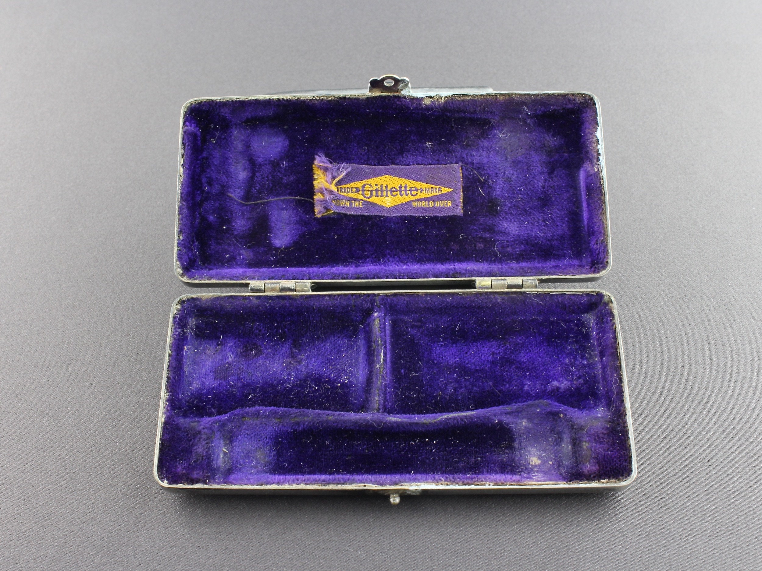 Vintage 1904 King Gillette Pocket Edition Silver Double Edge