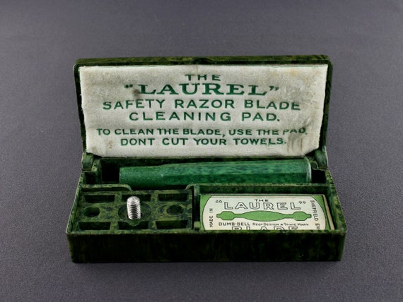 Vintage 1920s the Laurel Bakelite DE Safety Razor and Blades in