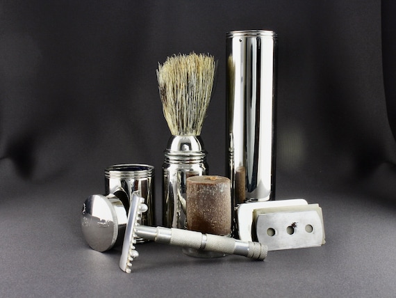 Vintage 1920s German the Shave in All DE Safety Razor Travel Set