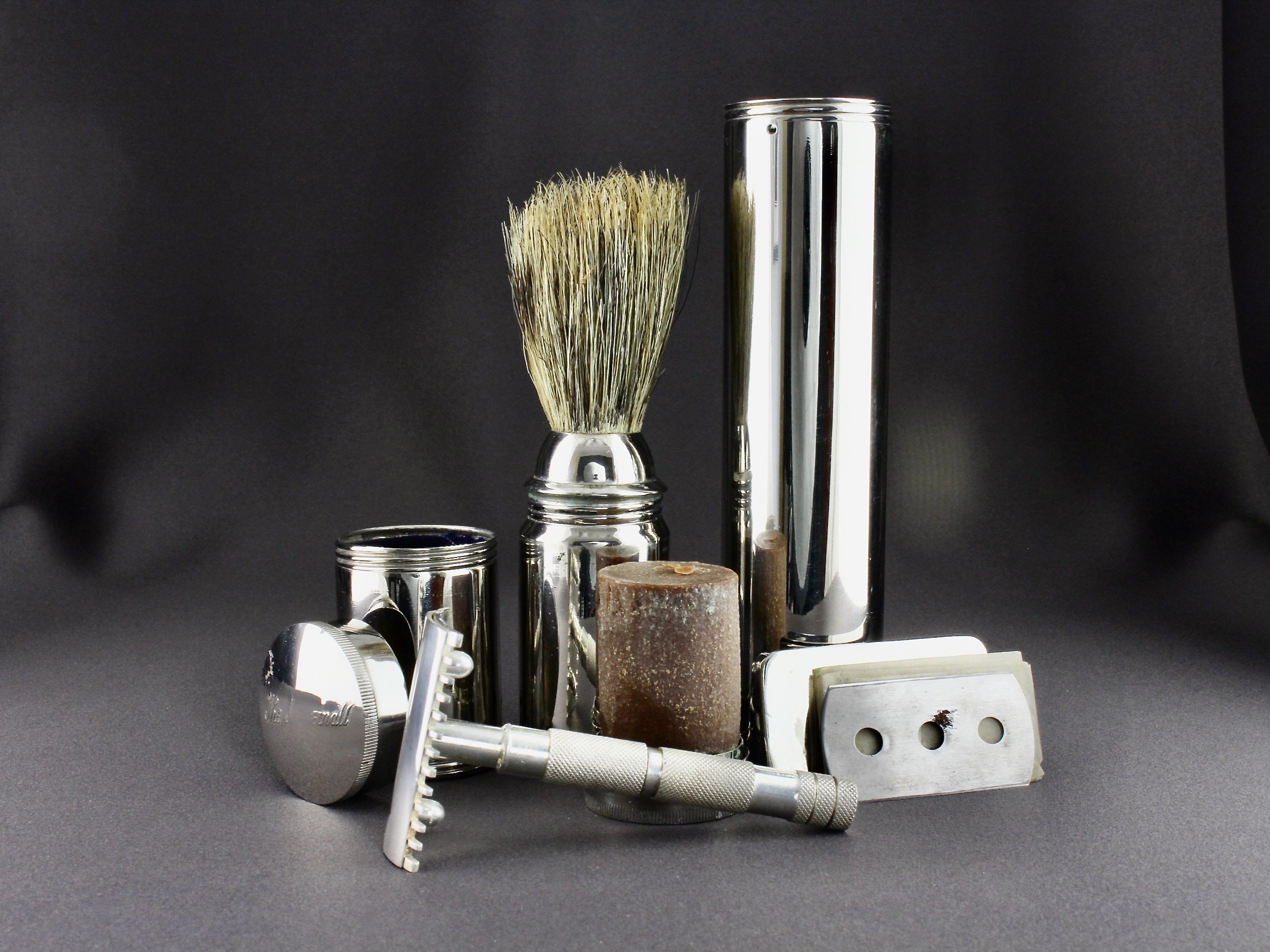 Vintage 1920s German the Shave in All DE Safety Razor Travel Set