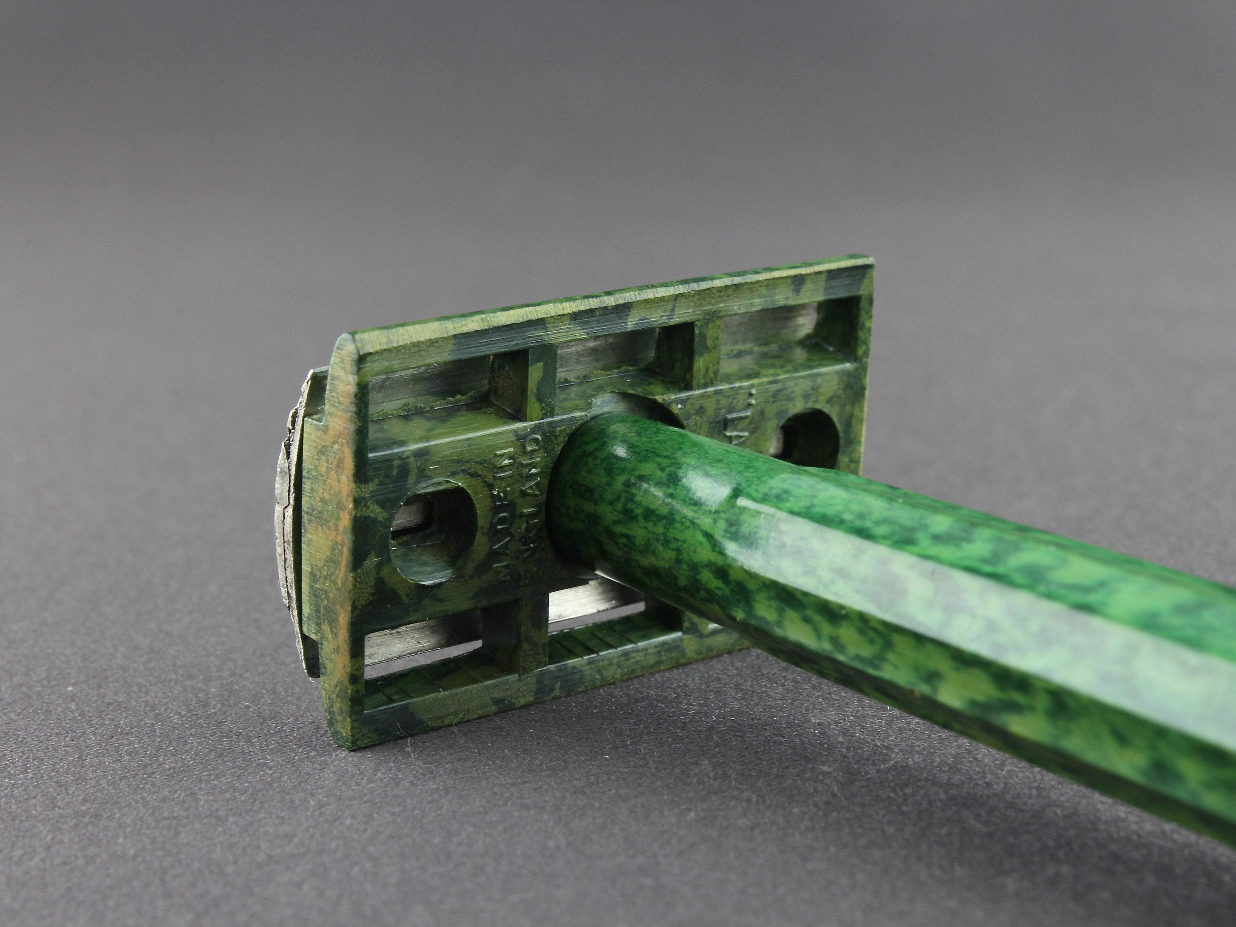 Vintage 1920s the Laurel Bakelite DE Safety Razor and Blades in