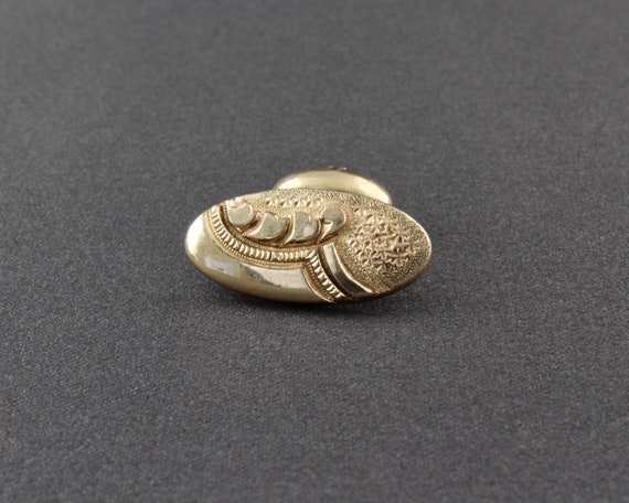 Vintage Victorian Aesthetic Period Embossed Oval … - image 8