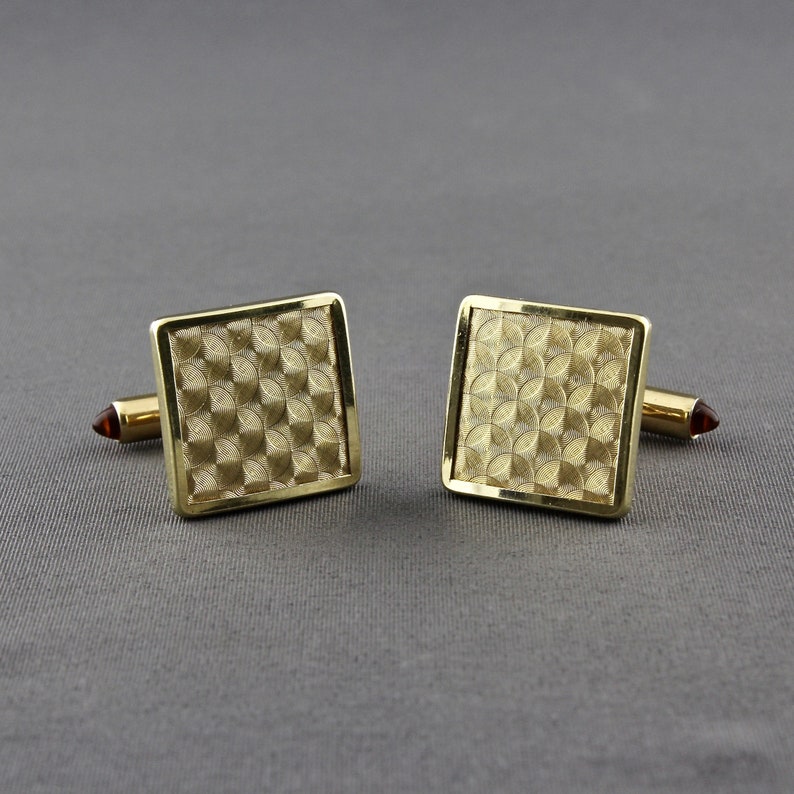 Vintage Krementz Gold Filled Engine Turned Geometric Brown Lucite Decorative Bullet Toggle Cufflinks