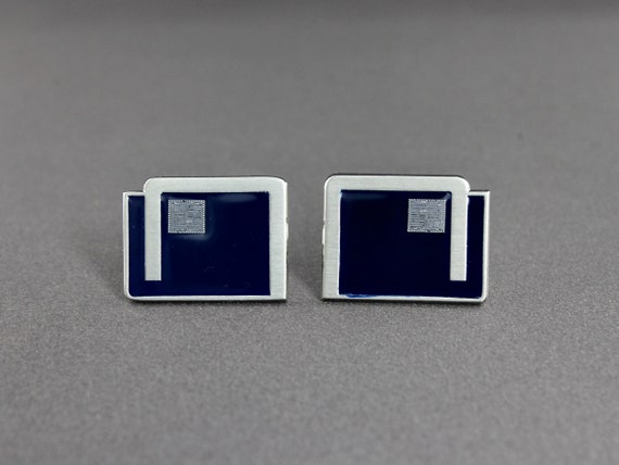 Vintage NEC IC Computer Microprocessor Chip Shiny… - image 3