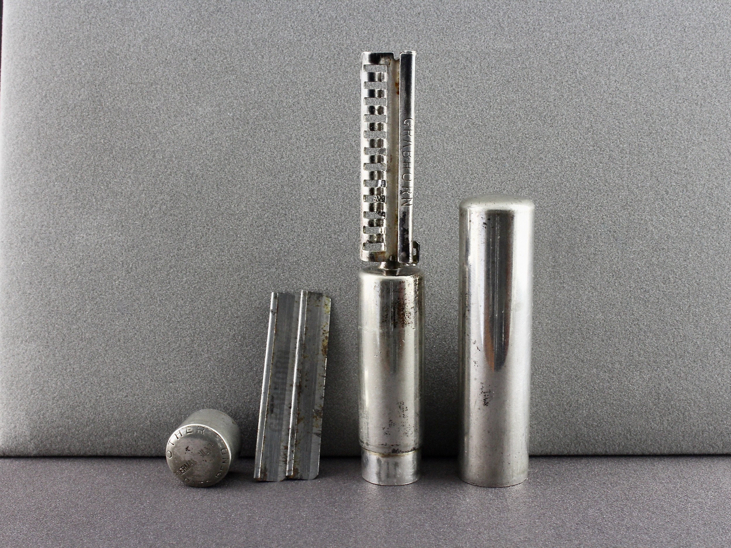 Vintage 1910s Grabhorn Pocket Folding SE Safety Razor 4 Blades