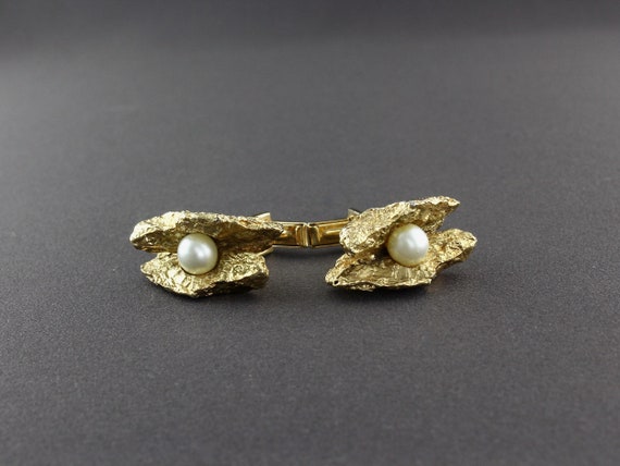 Vintage Faux Gold Nugget And Round White Pearl Cu… - image 1