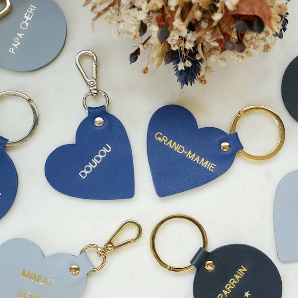 Porte-clefs coeur en cuir personnalisé