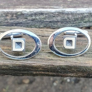 Gemelos vintage con monograma D. Plata de ley. Regalo de boda, para novios, para padrinos de boda, cumpleaños, aniversarios, para papá. Gemelos con la letra D.