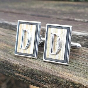 Gemelos vintage con monograma D. Regalo de boda, para novios, para padrinos de boda, cumpleaños, aniversarios, para papá. Gemelos con la letra D.