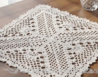 Tapete de encaje de ganchillo hecho a mano #087 - Tapete cuadrado para centro de mesa - Decoración para el hogar - Decoración de pared + REGALO