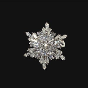 Snowflake cubic zirconia brooch , snowflake brooch, winter brooch, crystal brooch, cubic zirconia brooch , diamante brooch