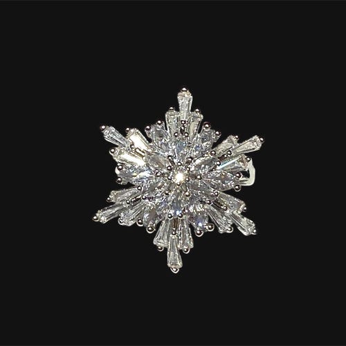 Snowflake cubic zirconia brooch , snowflake brooch, winter brooch, crystal brooch, cubic zirconia brooch , diamante brooch