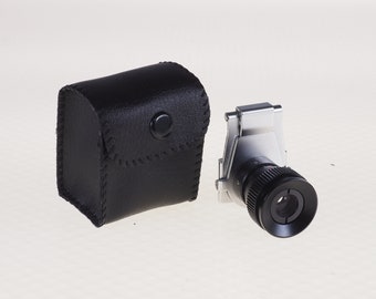 Eyepiece/viewfinder magnifier for Pentax film cameras