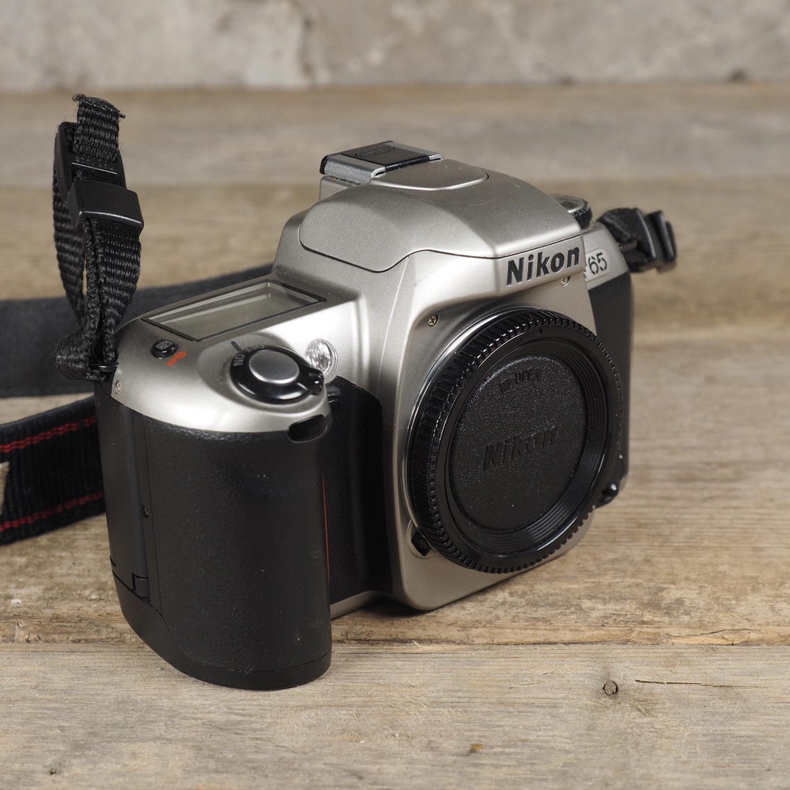 Nikon F65, foto 2 di 5