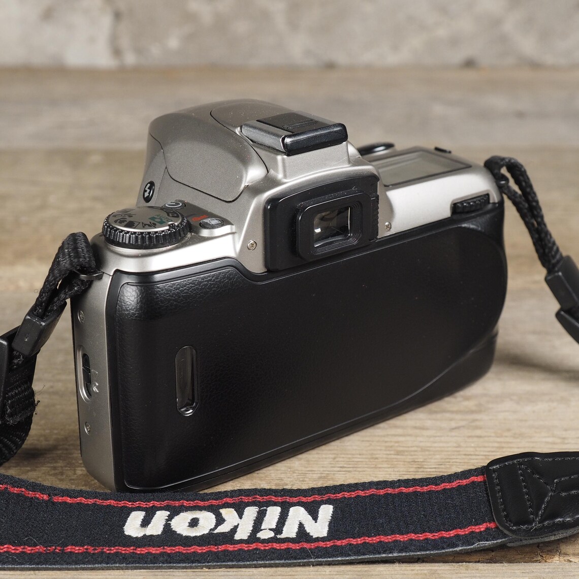 Nikon F65, foto 3 di 5