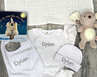 Personalized Newborn Gift Box: Embroidered Baby Set with Book & Plush | Sizes Preemie - 6 months