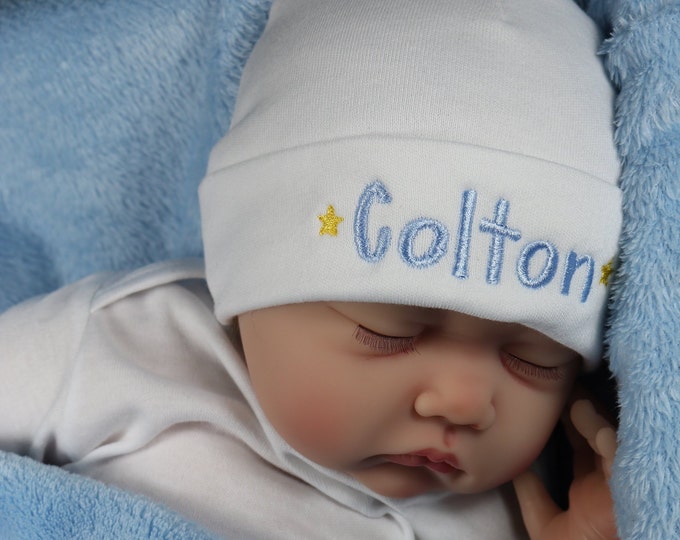 Personalized baby hat with stars - micro preemie / preemie / newborn / 0-3 months / 3-6 months / 6-12 months