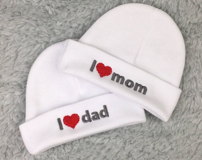 Baby hat - I love mom - I love dad