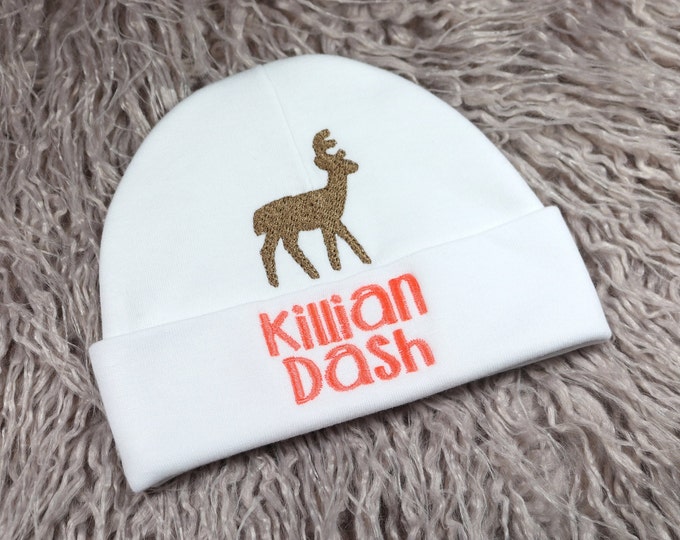Personalized baby hat with deer - micro preemie / preemie / newborn / 0-3 months / 3-6 months