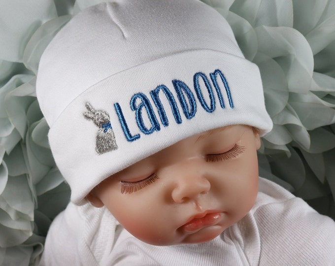Personalized baby hat with Easter bunny - micro preemie / preemie / newborn / 0-3 months / 3-6 months / 6-12 months